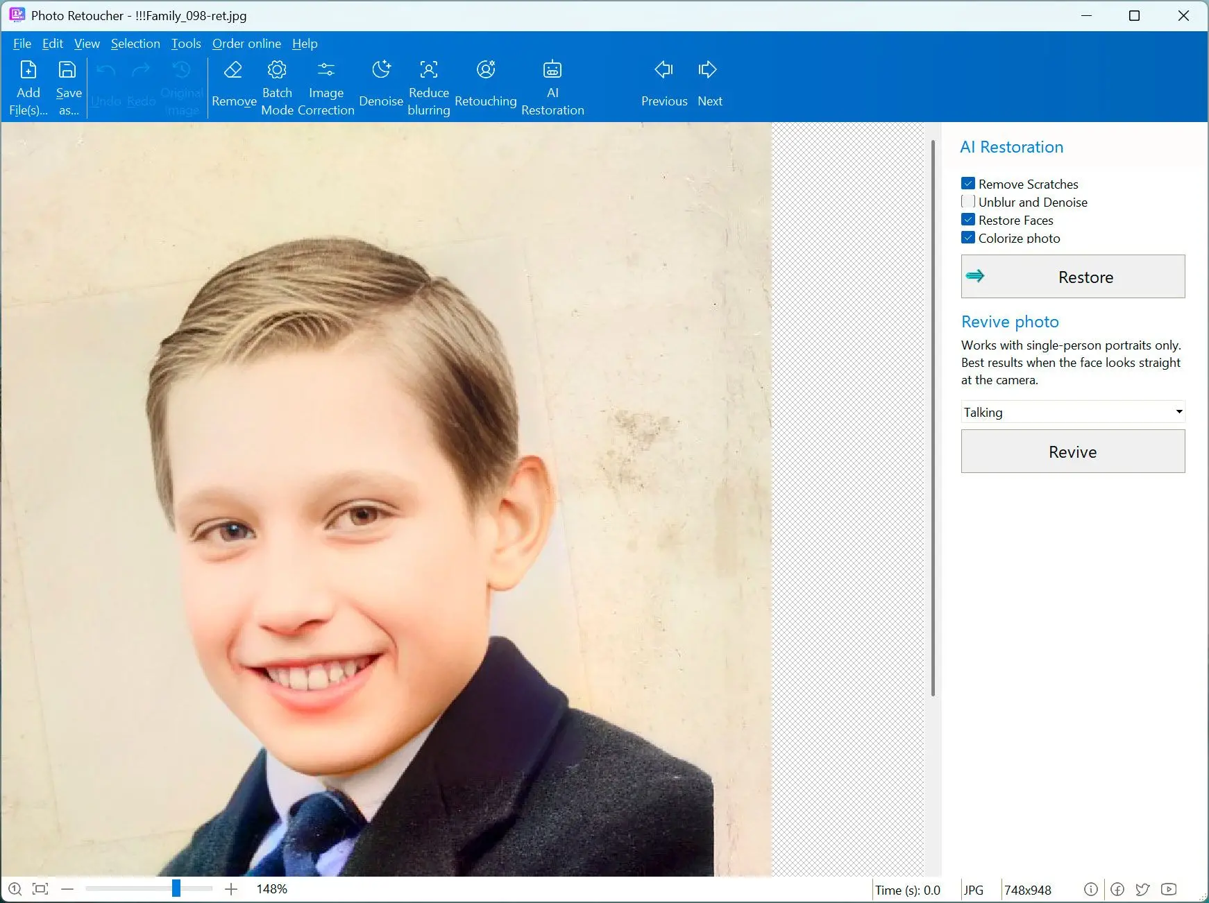 SoftOrbits Photo Retoucher restoring an old scan on Windows..