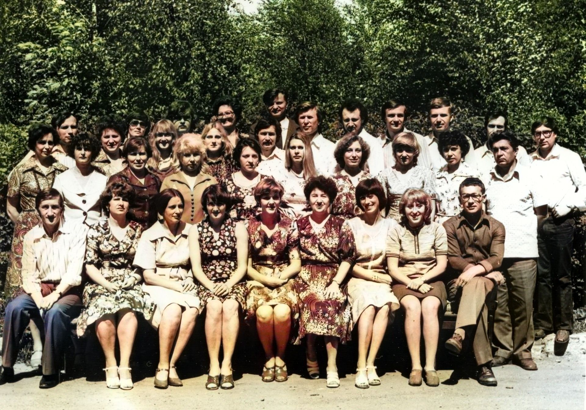 Photo Colorize Software Convert Black and White Photos to Color