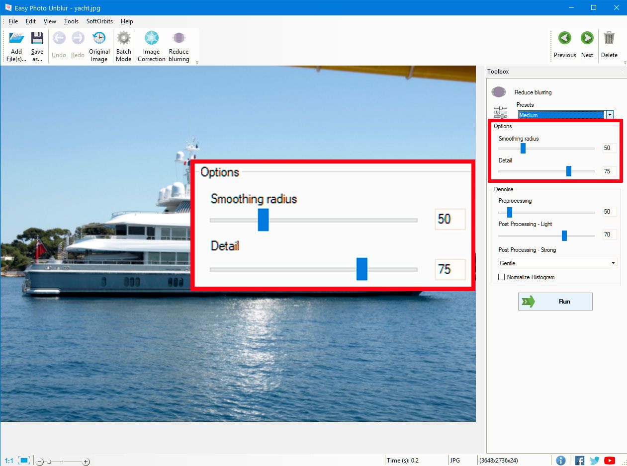 Select additional options in the Easy Photo Unblur program..